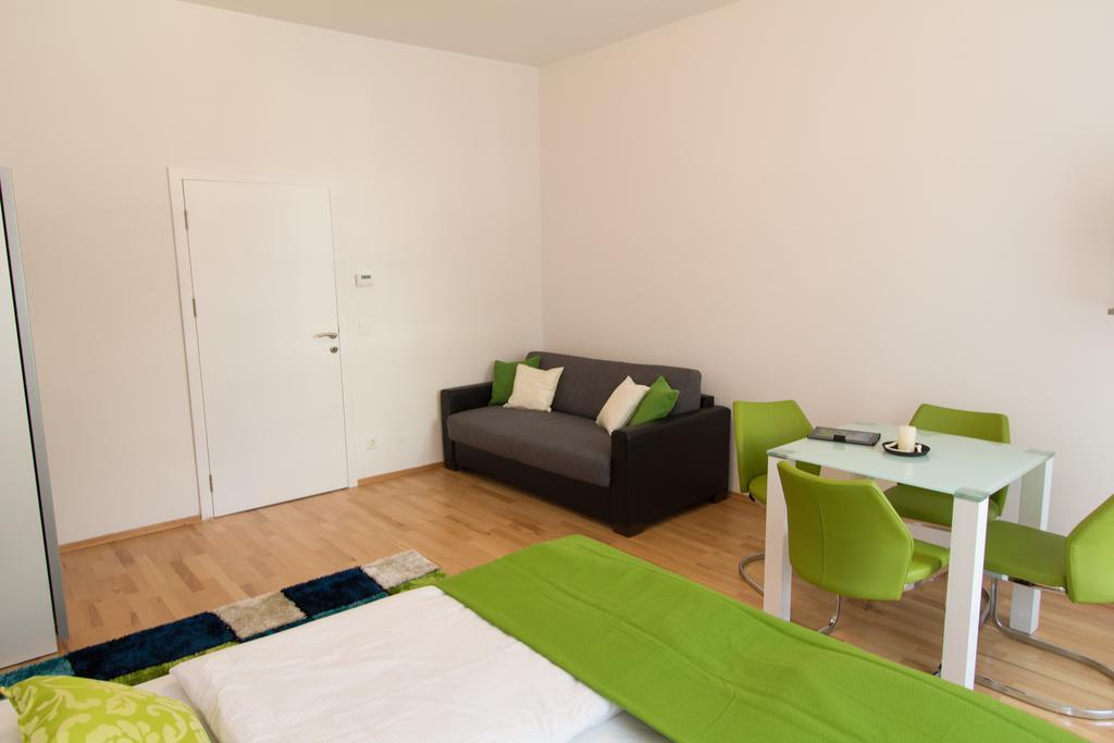 Checkvienna - Lassallestrasse Room photo