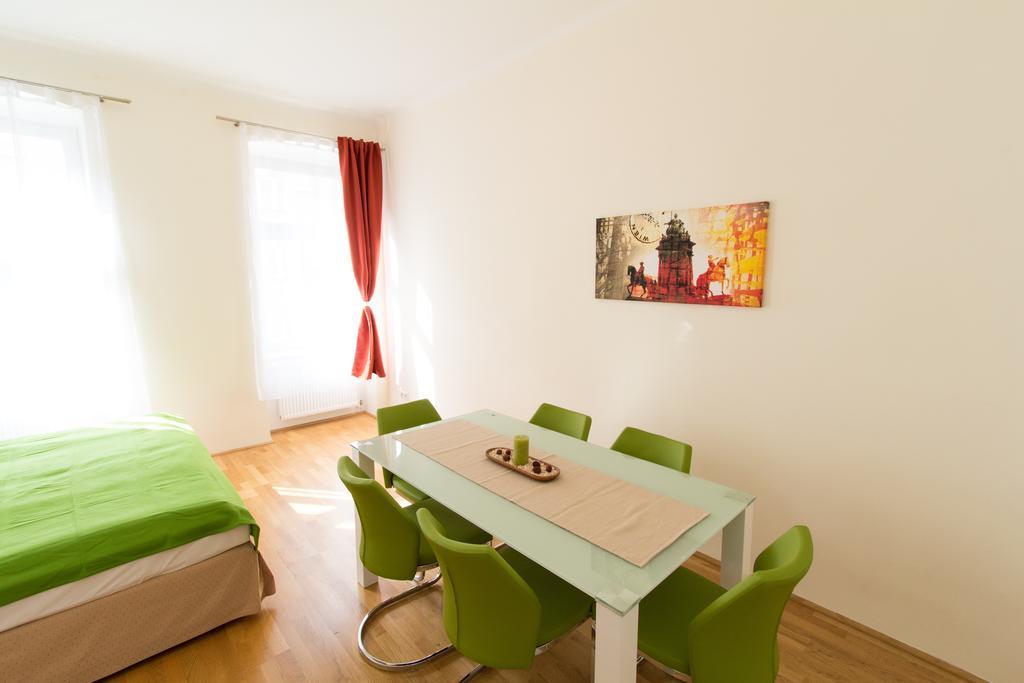 Checkvienna - Lassallestrasse Room photo